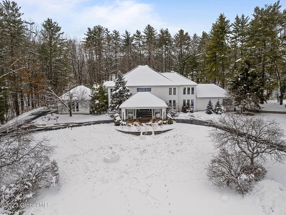 18 Summerfield Lane, Saratoga Springs, NY 12866 Zillow