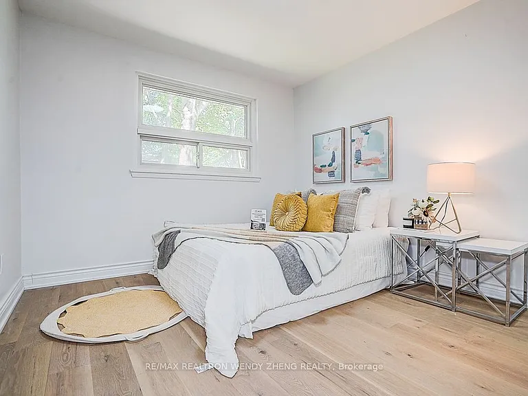 47 Sherwood Forest Dr #MAIN — Photo 24