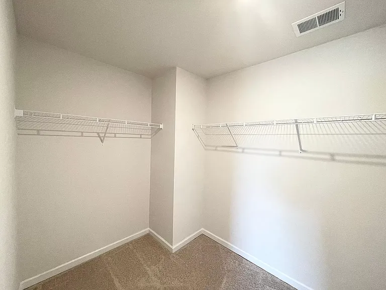 1048 Flintshire Dr — Photo 19