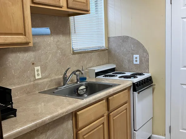 406 N Church St #C, Bunnell, FL 32110