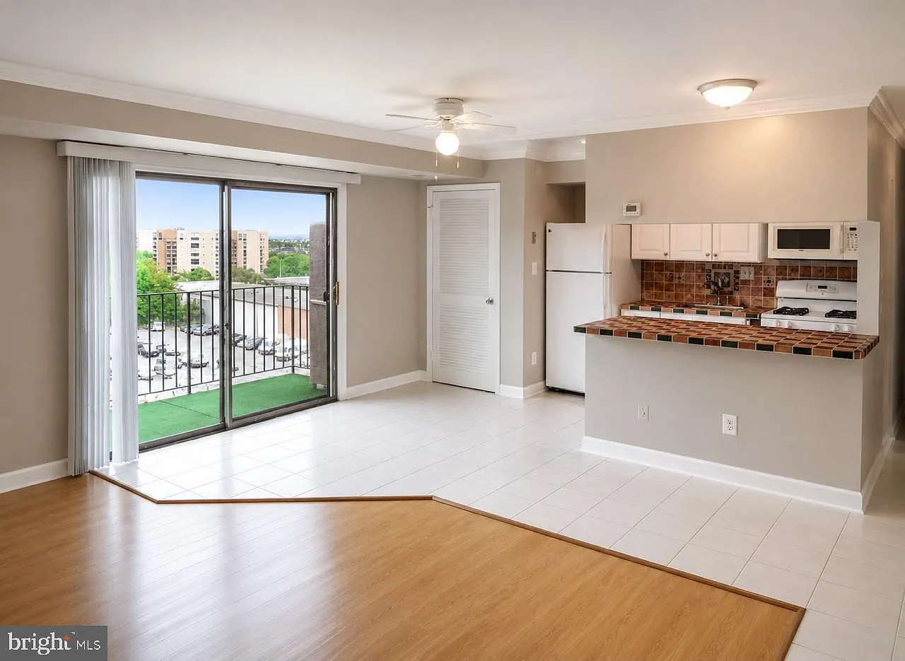 Valley Heights Condo — Photo 2