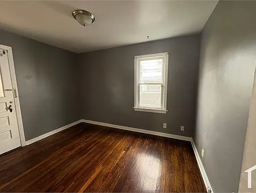 3 bed, $1,495 — Photo 2