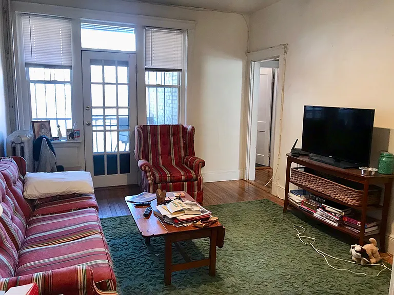 29 Mount Hood Rd #7 — Photo 3