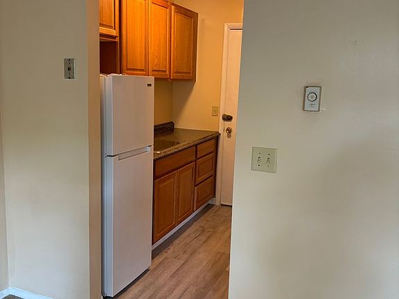 3rd image of 106-122 Polk St #36