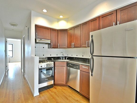 5th image of 1683 8th Ave APT 3R