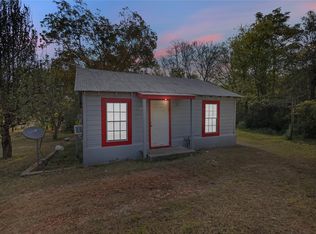 706 Yaney St, Marshall, TX 75670