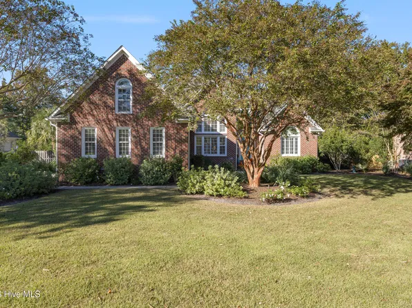 6811 Finian Drive, Wilmington, NC 28409