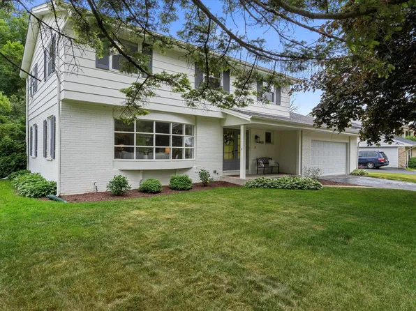 6430 North Elm Tree ROAD, Milwaukee, WI 53217