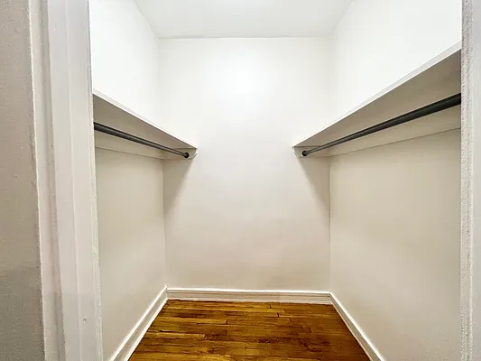 Rented by A&E Real Estate Management | media 9