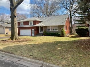 2306 Riverview Dr, Endwell, NY 13760