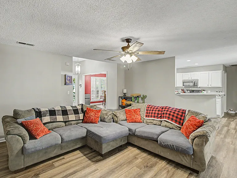 402 Quail Trl — Photo 8