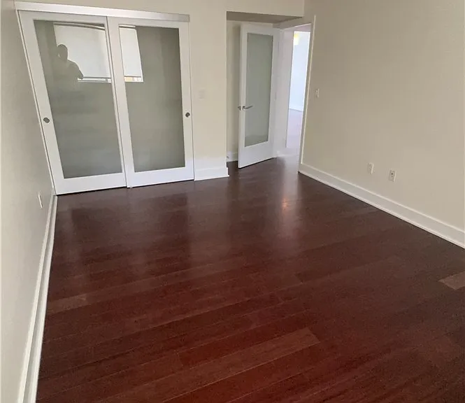 600 S Ridgeley Dr — Photo 17