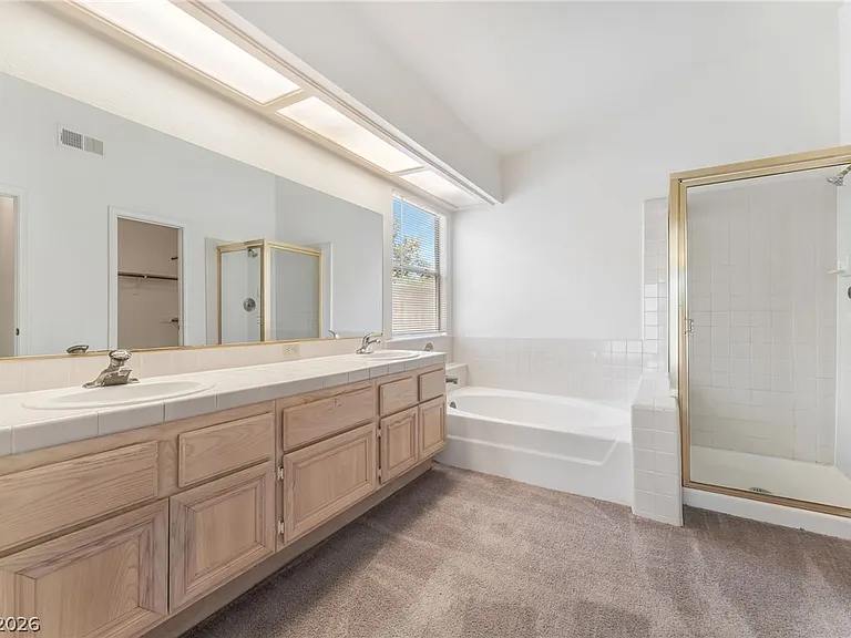 9725 Horizon Hills Dr — Photo 15