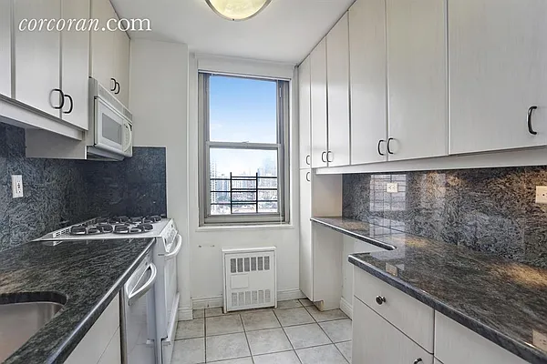 Sold by Corcoran | media 2