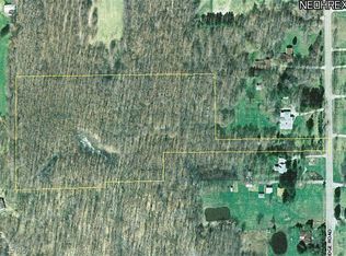 Ridge Rd, Hinckley, OH 44233