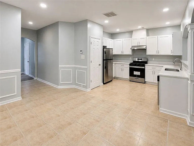 2490 Emma Way NW — Photo 7