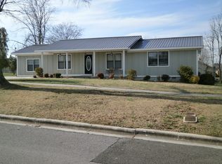 601 7th St SW, Cullman, AL 35055