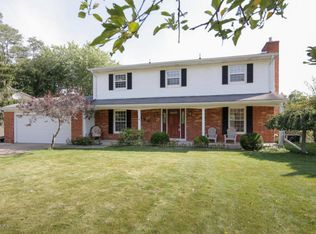 1486 Merry Brook St, Kalamazoo, MI 49048