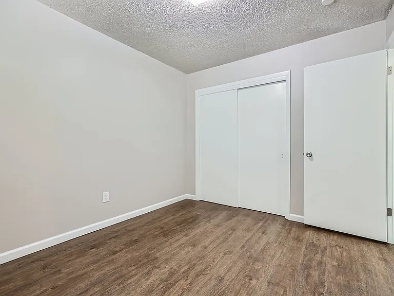 330 Gahart Dr #1 — Photo 18
