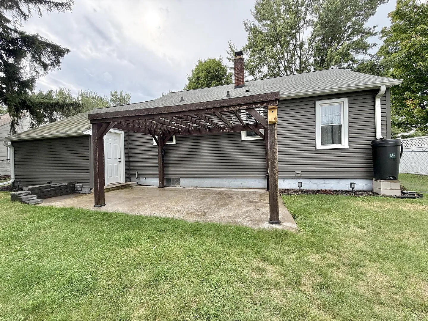 3 bed, 1514 sqft, $2,475 — Photo 2