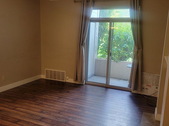 4th image of 1031 S 500 E APT J101