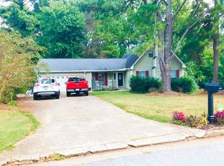 6670 Fairway Ridge Dr, Douglasville, GA 30134
