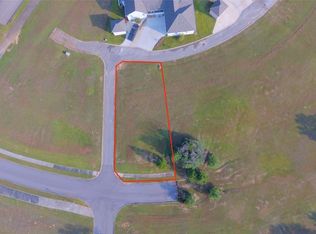1407 Cherry Tree Ln, Prattville, AL 36066