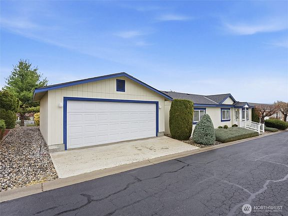 2nd image of 1626 Pleasant Avenue #35