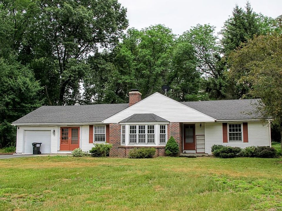 110 Plain St, Easthampton, MA 01027 Zillow