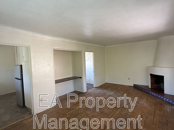 2nd image of 414 Pine St SE APT 03