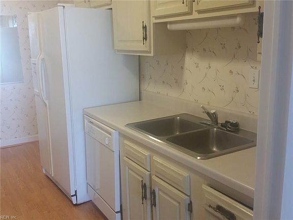 3rd image of 3300 Ocean Shore Ave APT 507