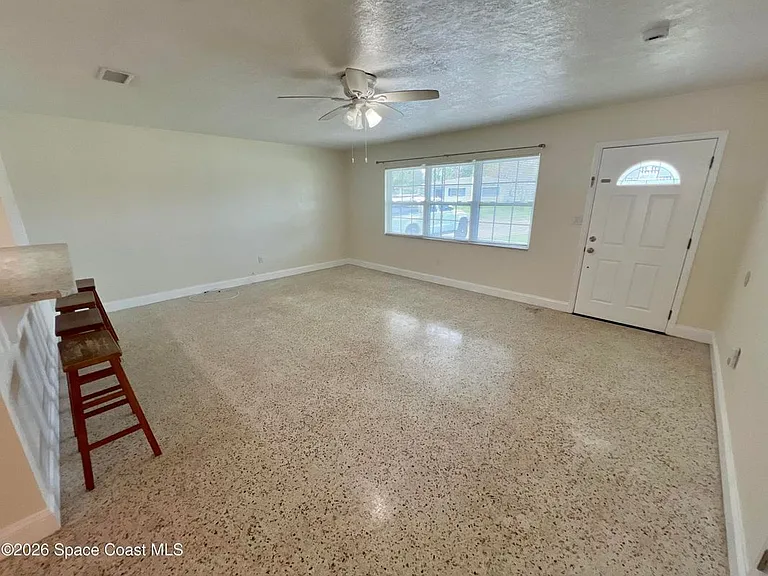 15 Vida Way — Photo 4
