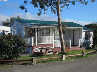 49612 S Highway 101 #31, Bandon, OR 97411