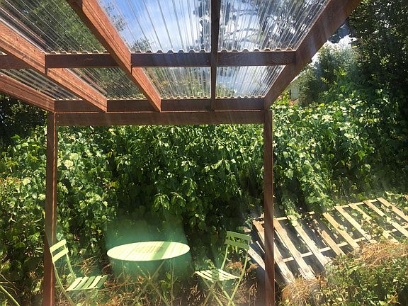 New stylish private deck