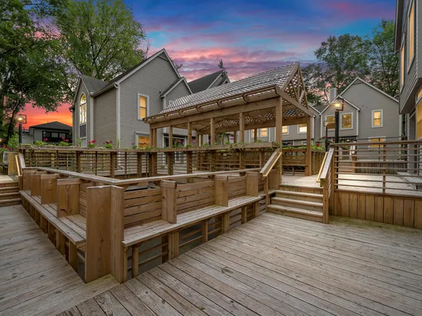 651 N 5th Ave, Ann Arbor, MI 48104