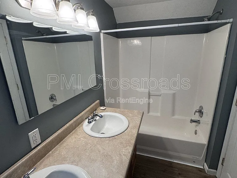 2876 Hudson Dr #A — Photo 8