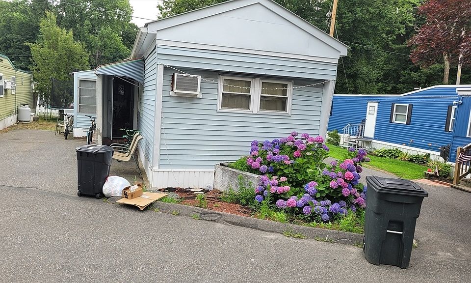 1st image of 261 Newbury St Lot 76C