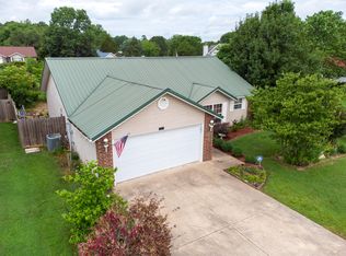 160 Pickett Rdg, Kirbyville, MO 65679