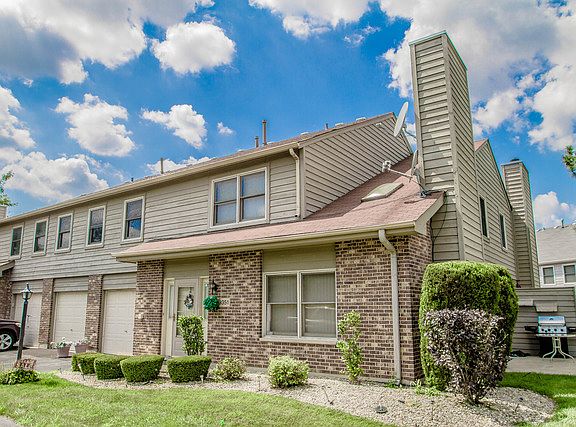 4th image of 9351 Whitehall Ln