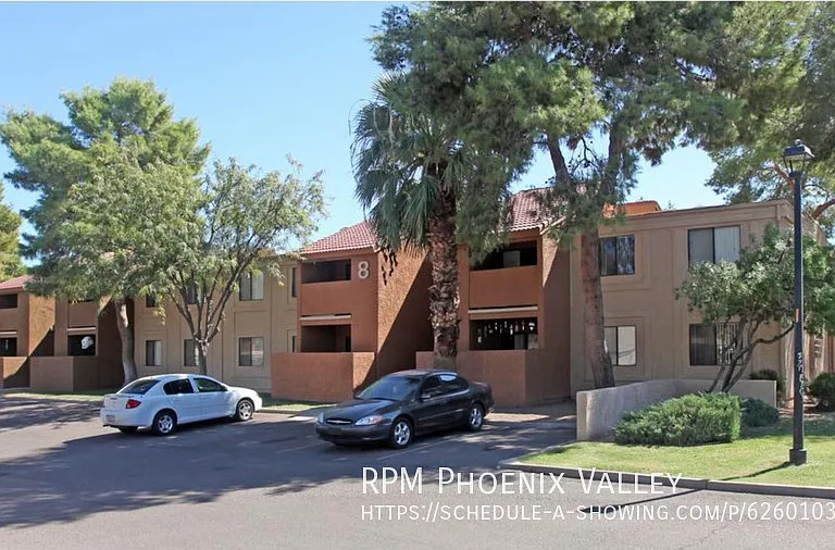 825 S River Dr — Photo 5