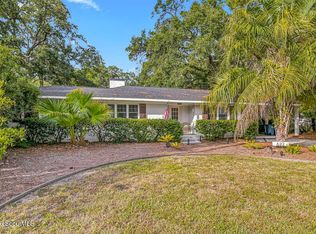 622 Dellwood Ave, Saint Simons Island, GA 31522