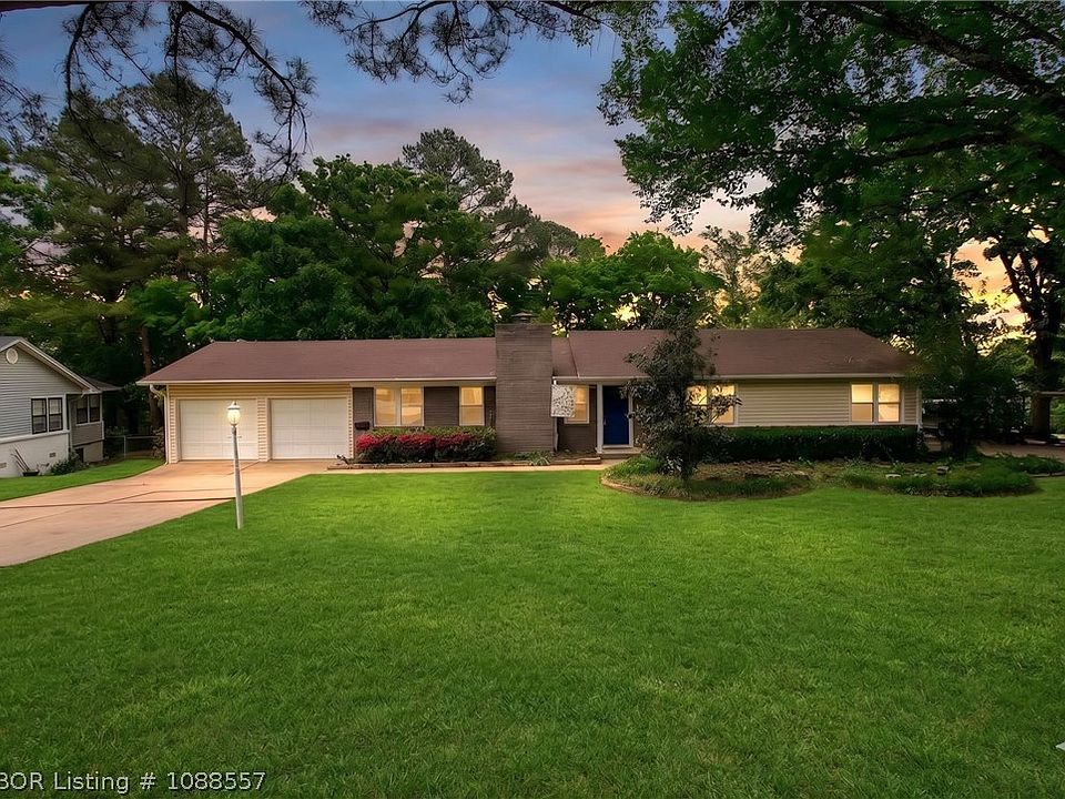 1st image of 70 Haven Dr