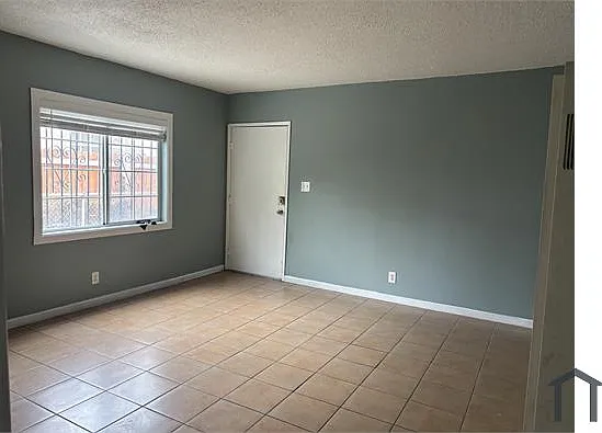 332 W 68th St #1 — Photo 1