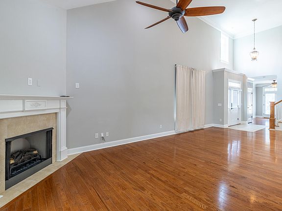5th image of 1121 Saddlebrook Dr