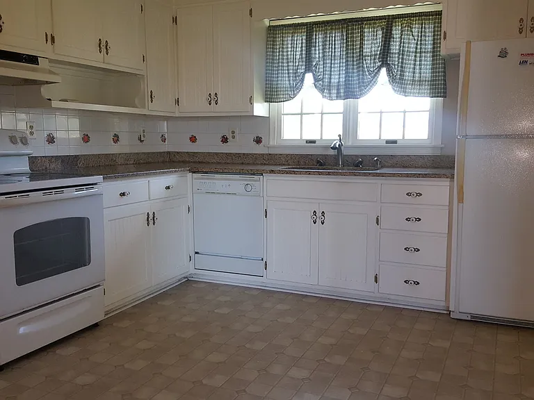 3552 Aldino Rd — Photo 4