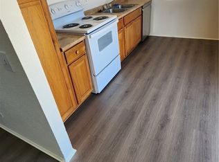 1175 W Oakland Ave, Hemet, CA 92543