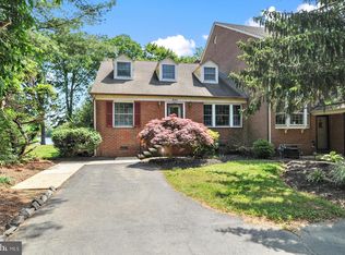 953 Silver Lake Blvd, Dover, DE 19904
