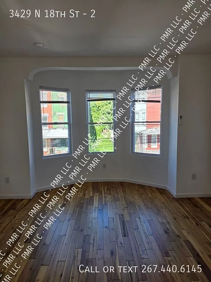 Renovated Studio — Photo 1