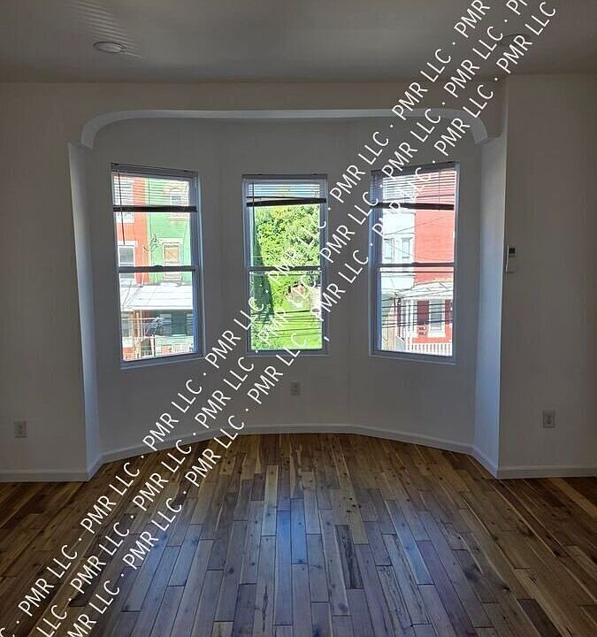 1st image of 3429 N 18th St #2