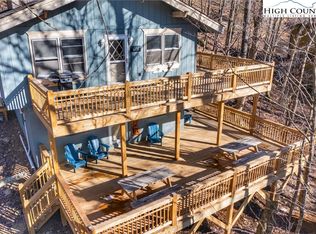 135 Tamarack Rd, Banner Elk, NC 28604